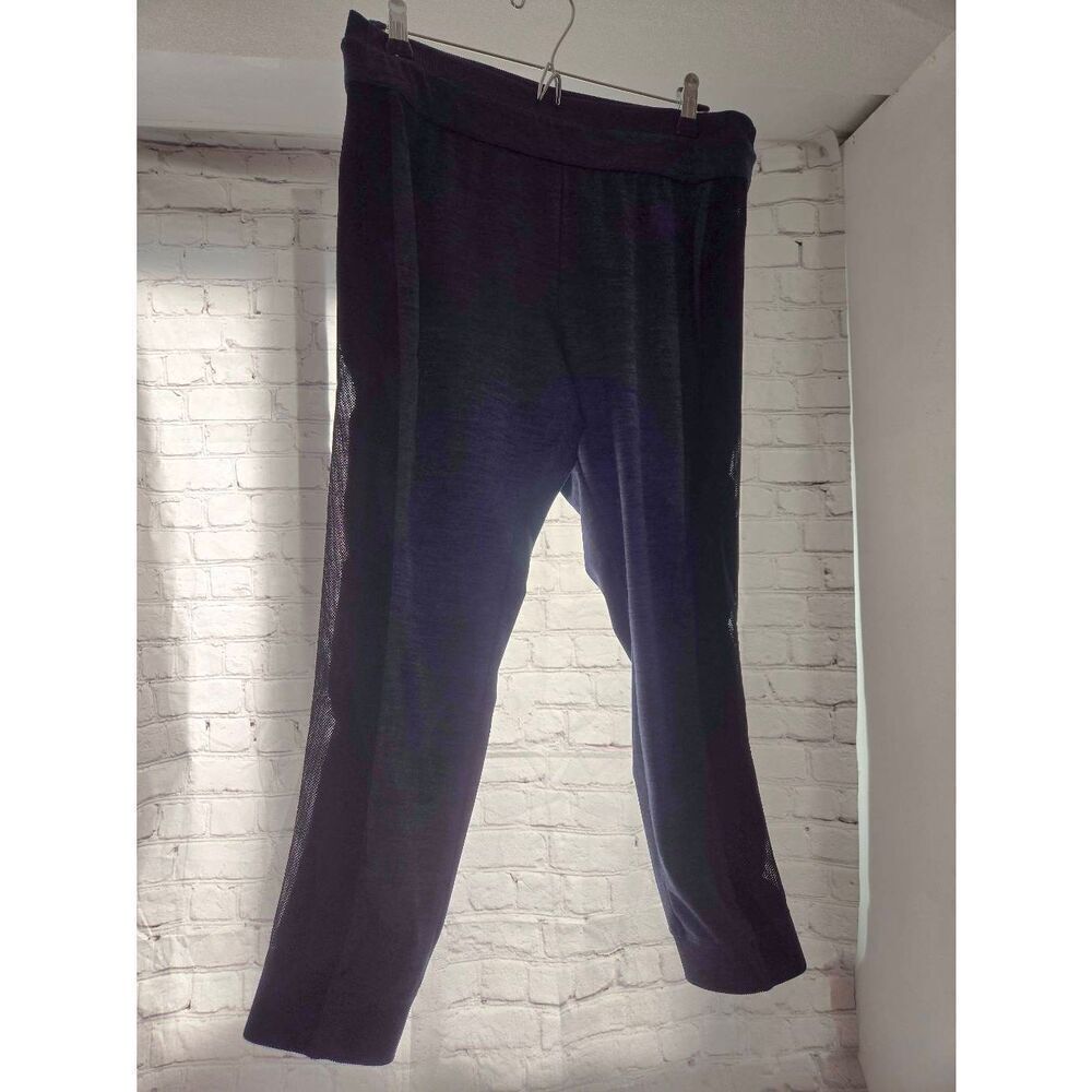 H By Halston Women's Size Medium PETITE Blue/Black Chambray Capris Leggings